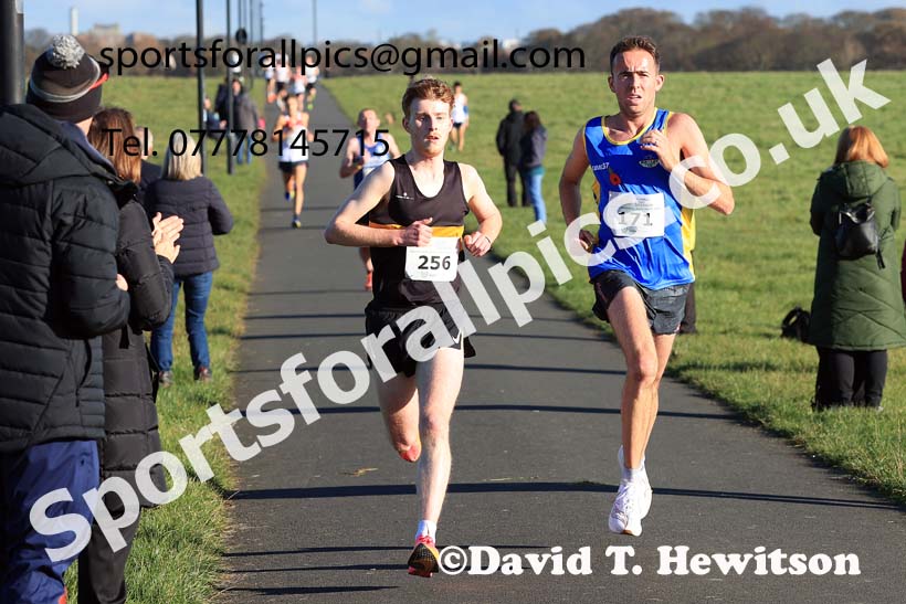 Senior Men and Womens 2023 Heaton Memorial 10k Road Race, Newcastle Town Moor, Newcastle.  Photo: David T. Hewitson/Sports for All Pics